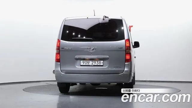 Hyundai Staria 2018 thumb 5