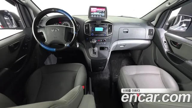 Hyundai Staria 2018 thumb 8