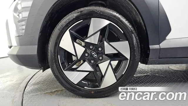 Hyundai Kona 2024 thumb 6