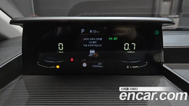 Hyundai Staria 2022 thumb 11