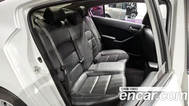 Kia K3 2016 thumb 6