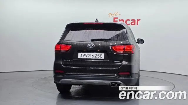 Kia Sorento 2018 thumb 9