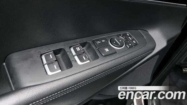 Kia Sorento 2018 thumb 11