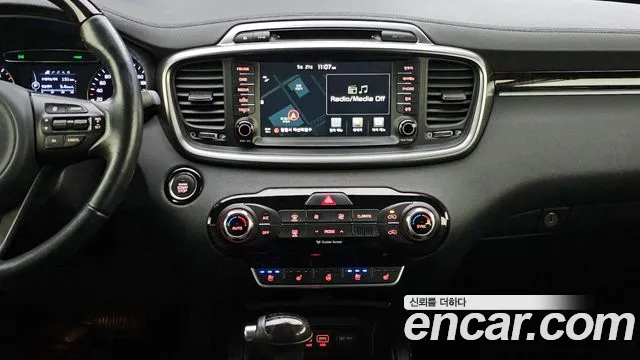 Kia Sorento 2015 thumb 10