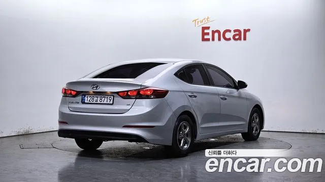 Hyundai AD 2017 thumb 2