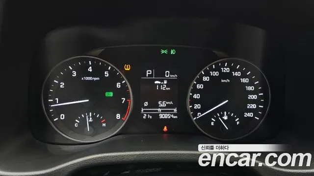 Hyundai AD 2017 thumb 12