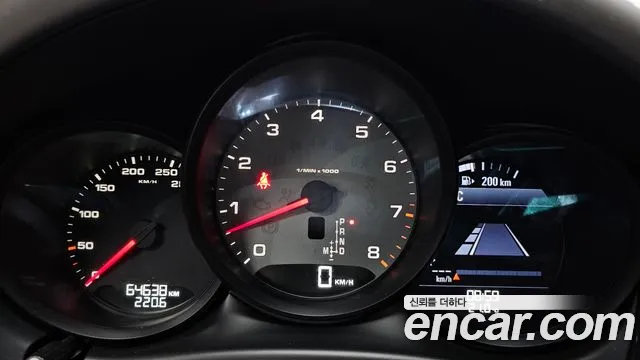 Porsche Macan 2014 thumb 8