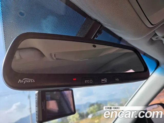 Hyundai Санта Фе 2012 thumb 11