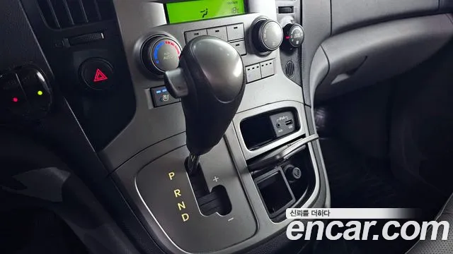 Hyundai Staria 2013 thumb 11