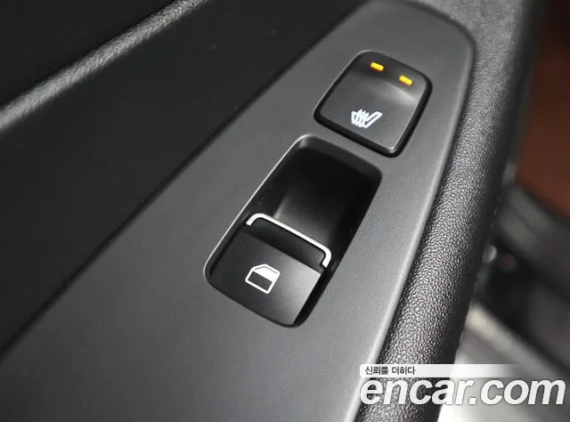 Hyundai Santa Fe 2022 thumb 7