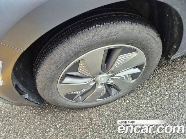 Hyundai Kona 2018 thumb 4