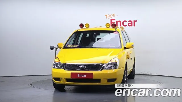 Kia Canival 2014 thumb 12