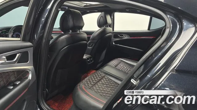 Genesis G70 2019 thumb 8