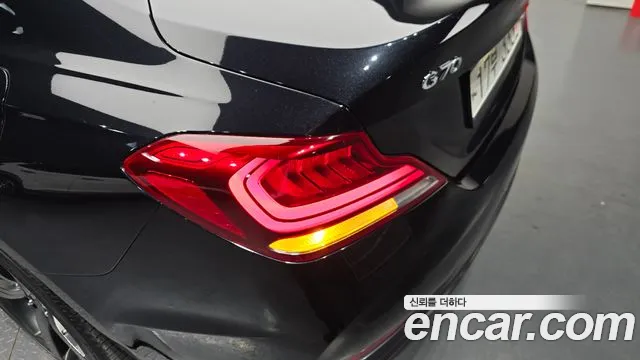 Genesis G70 2019 thumb 3