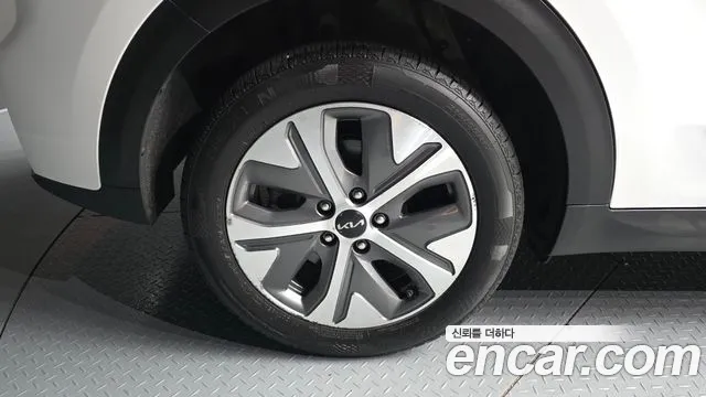 Kia Niro 2021 thumb 5