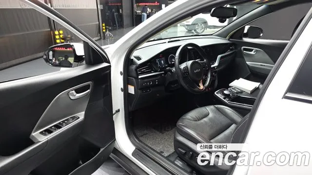 Kia Niro 2021 thumb 12