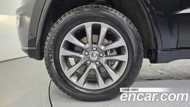 Jeep Grand Cherokee 2018 thumb 9