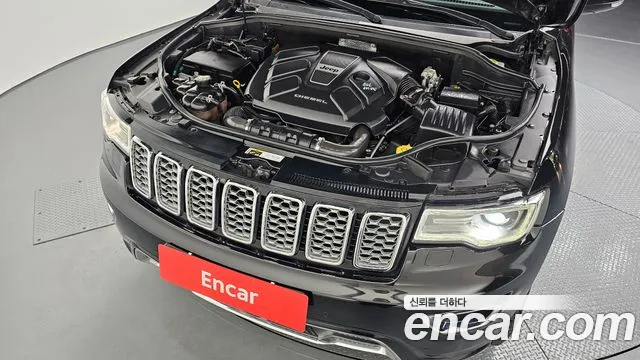 Jeep Grand Cherokee 2018 thumb 12