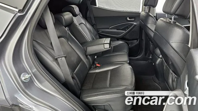 Hyundai Santafe 2016 thumb 2