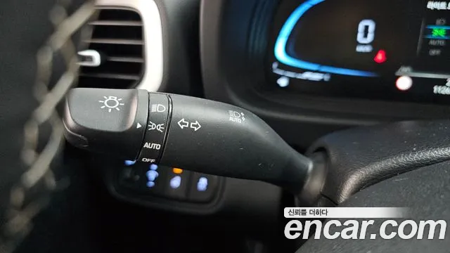 Hyundai Venue 2025 thumb 11