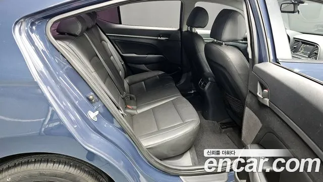 Hyundai Avante 2015 thumb 2