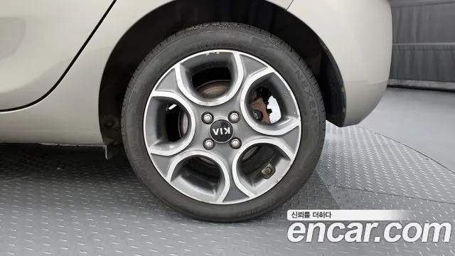 Kia Morning 2015 thumb 12