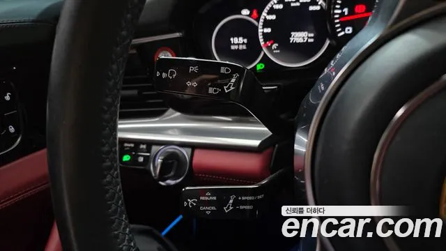 Porsche Panamera 2018 thumb 6