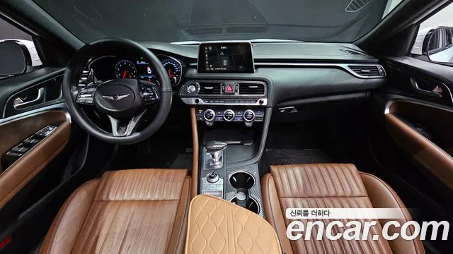 Genesis G70 2019 thumb 10