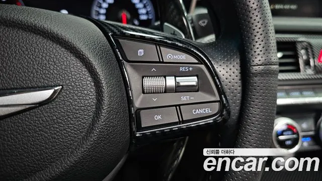 Genesis G70 2019 thumb 4