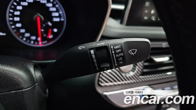 Genesis G70 2019 thumb 5