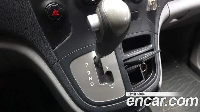 Hyundai Staria 2011 thumb 5