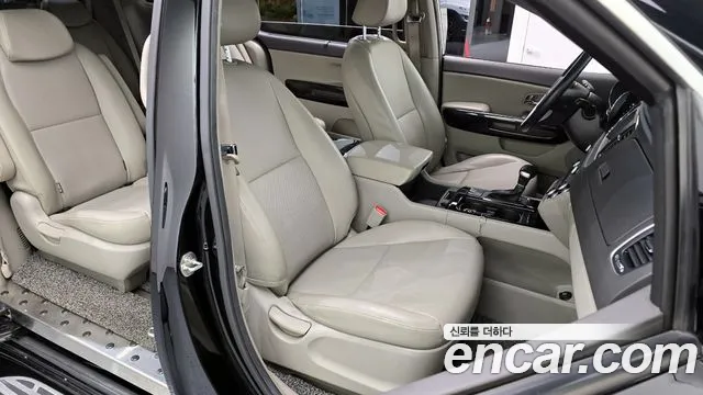 Kia Carnival 2017 thumb 5