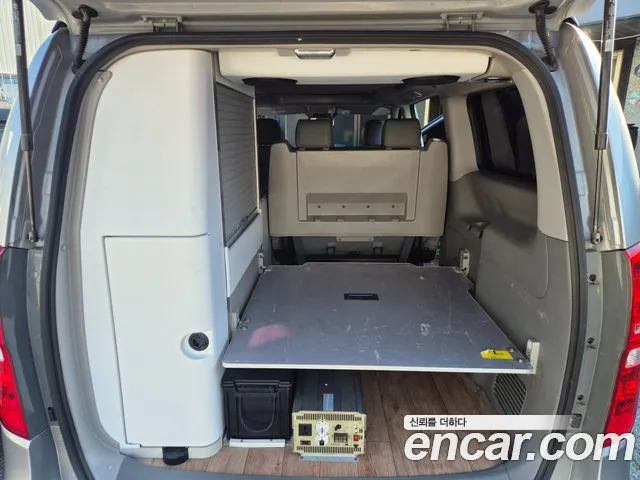 Hyundai Staria 2015 thumb 7