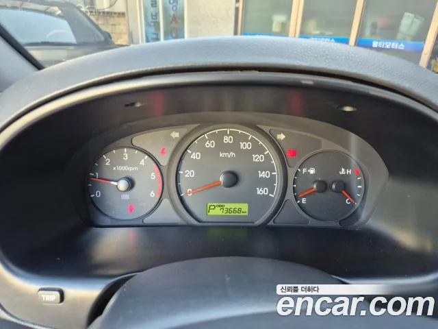 Hyundai Staria 2015 thumb 11