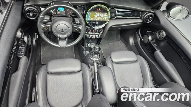 Mini Cooper Convertible 2024 thumb 6