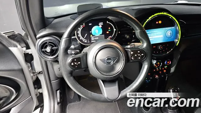Mini Cooper Convertible 2024 thumb 12