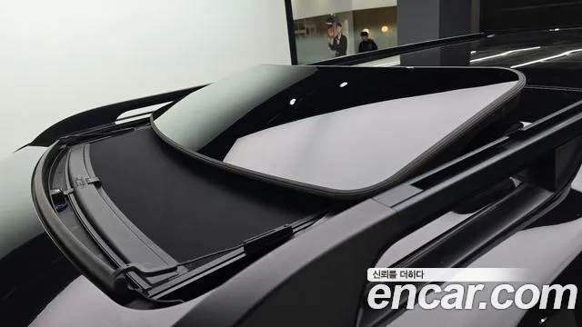 Land Rover Discovery 2016 thumb 6