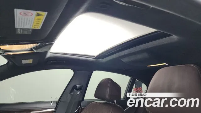 BMW 7 серии 2019 thumb 10