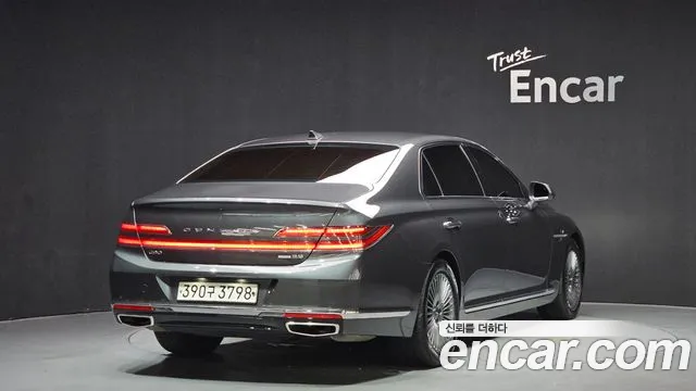 Genesis G90 2019 thumb 9