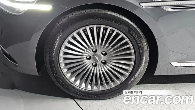Genesis G90 2019 thumb 4
