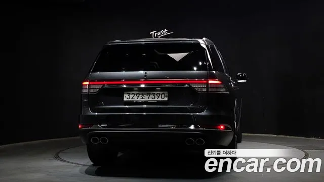 Lincoln Aviator 2020 thumb 12