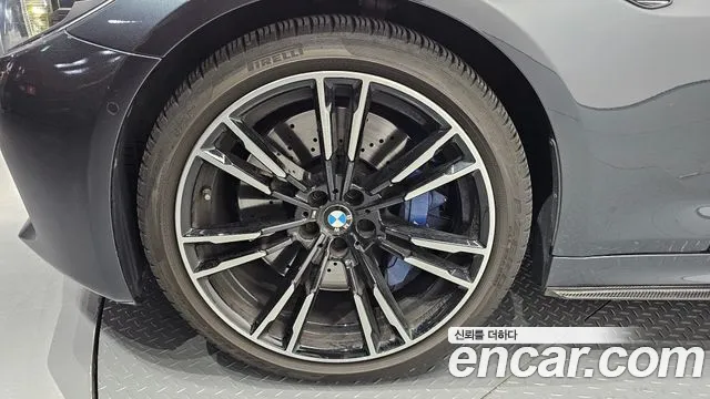 BMW M5 2019 thumb 6