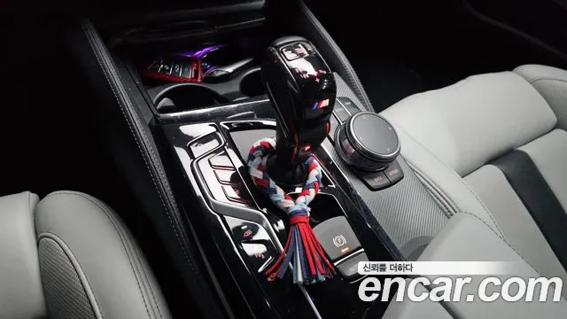 BMW M5 2019 thumb 10