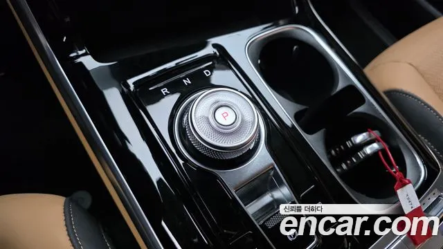 Kia Carnival 2023 thumb 2