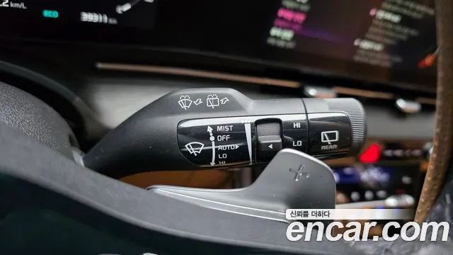 Kia Carnival 2023 thumb 5