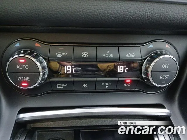 Mercedes-Benz A-Класс 2017 thumb 6