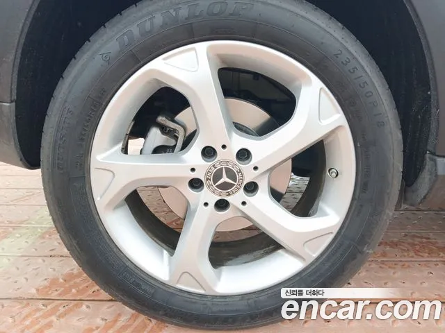 Mercedes-Benz A-Класс 2017 thumb 10