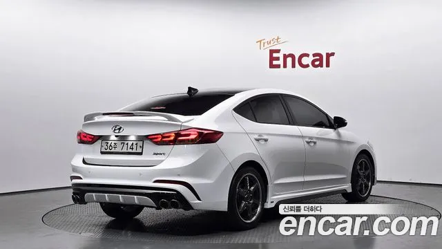 Hyundai Avante 2017 thumb 9