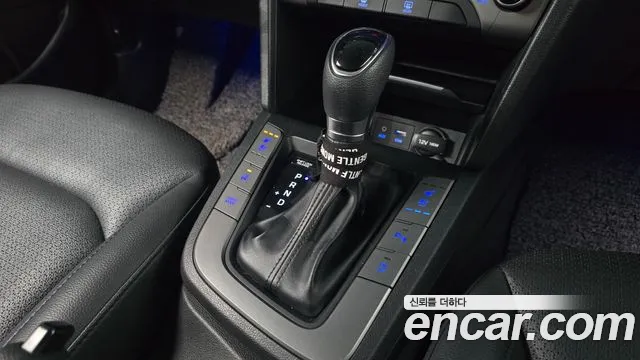 Hyundai Avante 2017 thumb 3