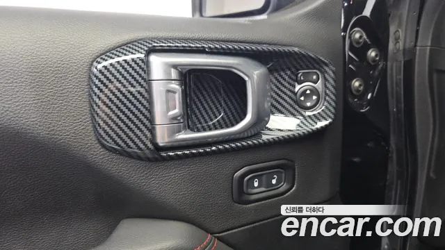 Jeep Wrangler 2021 thumb 6